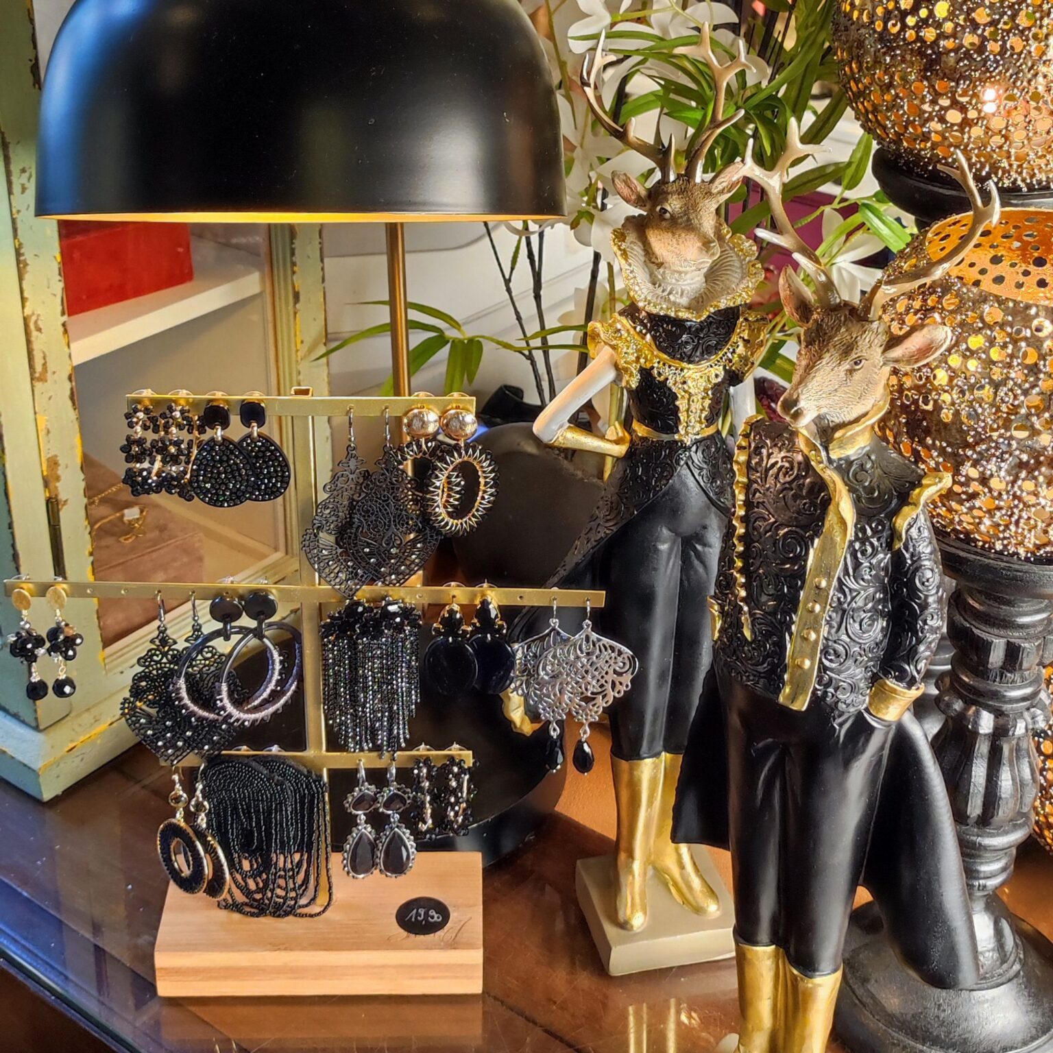 MODESCHMUCK Unser Schmuck vereint minimalistisches in Kombination mit modernem und rustikalem Design.